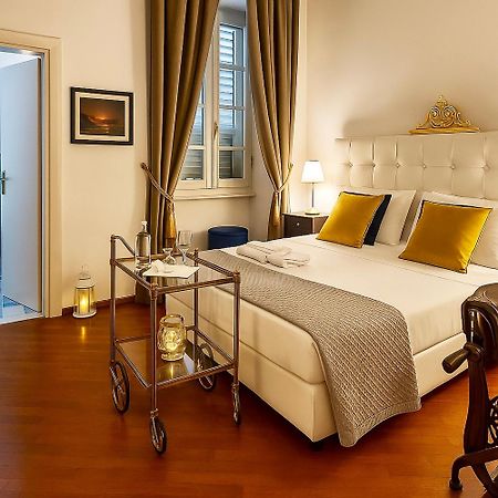 Realpartenope B&B 284 Napoli Eksteriør billede