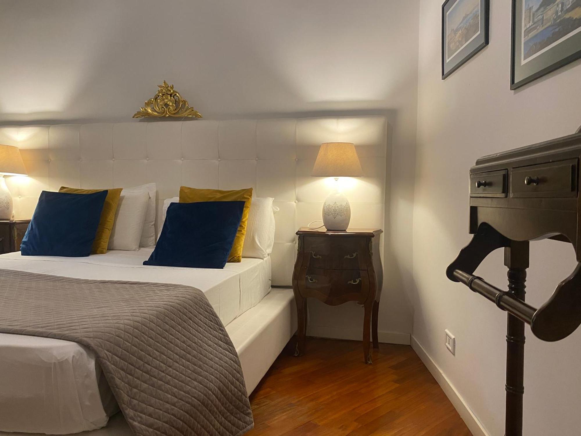 Realpartenope B&B 284 Napoli Eksteriør billede